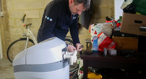 Nieuwe waterverzachter installeren