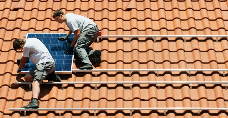 Waarom zonnepanelen op je dak plaatsen?
