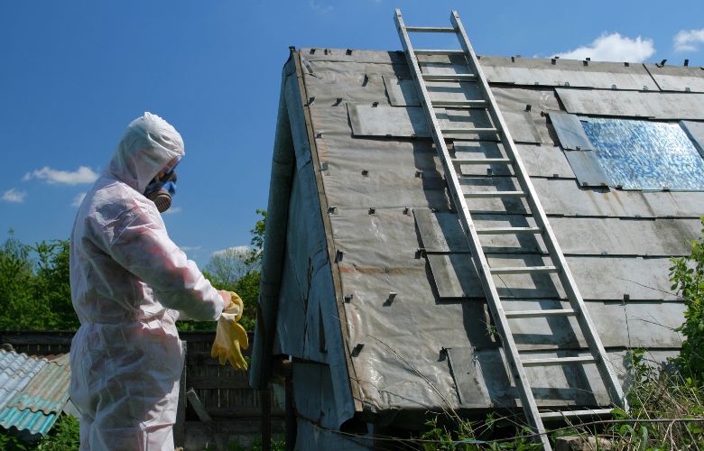 Asbest professioneel van dak verwijderen 